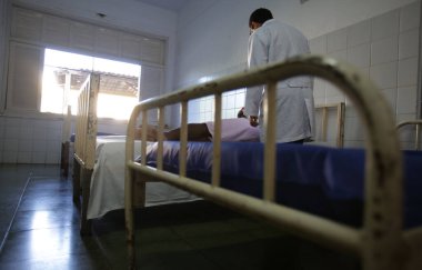 Salvador, Bahia / Brezilya - 13 Mart 2017: Salvador 'daki Juliano Moreira Hastanesi' nin iç görünümü. Birim, Bahia eyaletinin akıl hastalarına hizmet ediyor. * * * Yerel altyazı * *