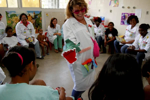 Salvador Bahia Brazil 2015 Április Viver Bem Csoport Történetmesélői Előadást — Stock Fotó