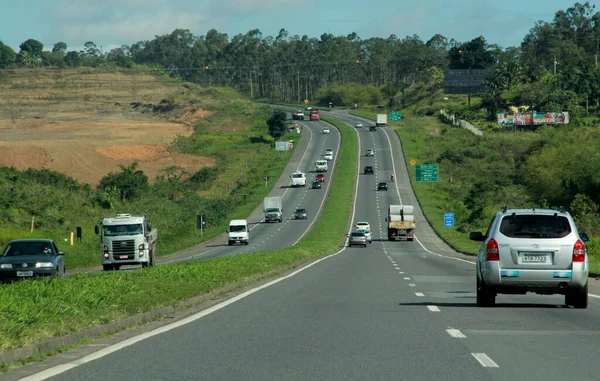 Salvador Bahia Brazil Ottobre 2012 Veicoli Visti Passare Sull Autostrada — Foto Stock