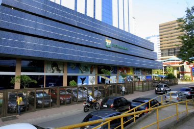 Salvador, Bahia / Brezilya - 10 Ekim 2019: Salvador 'daki Itaigara mahallesindeki Petrobras genel merkez binasının görüntüsü. * * * Yerel altyazı * *