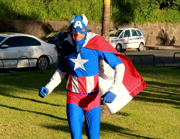 Salvador Bahia Brazil Augusti 2012 Man Ses Bära Captain America — Stockfoto