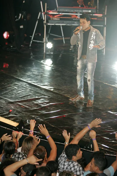 2012年11月1日 ブラジル バヒアのサルヴァドールで行われたArrochaパーティーで歌手のPabloが披露された — ストック写真