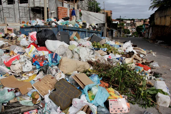 Salvador Bahia Brasil Dezembro 2014 Resíduos Domésticos São Vistos Amontoados — Fotografia de Stock