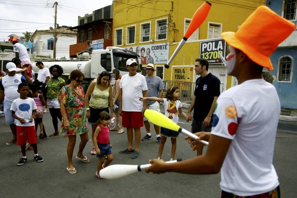 Salvador Bahia Brasil Septiembre 2014 Juggler Una Presentación Los Niños — Foto de Stock