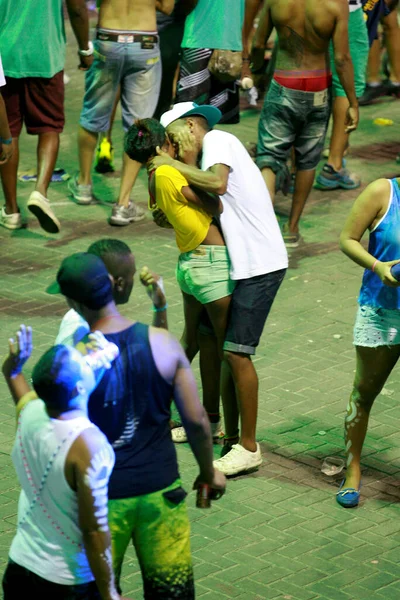 Salvador Bahia Brasil Febrero 2015 Una Pareja Besándose Barrio Barra — Foto de Stock