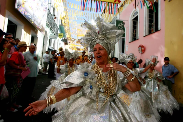 Salvador Bahia Brasil Febrero 2015 Miembros Del Bloque Enchendo Derramando — Foto de Stock