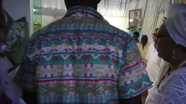 Simoes filho, bahia / brrazil - 5 Ocak 2015: Candoble fanatikleri Simoes Filho kentindeki bir terreiro 'da dini törenler sırasında görüldü.