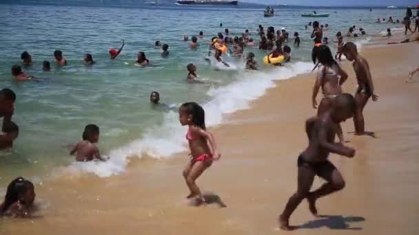 Salvador Bahia Brasil Janeiro 2020 São Vistas Pessoas Praia Boa — Vídeo de Stock