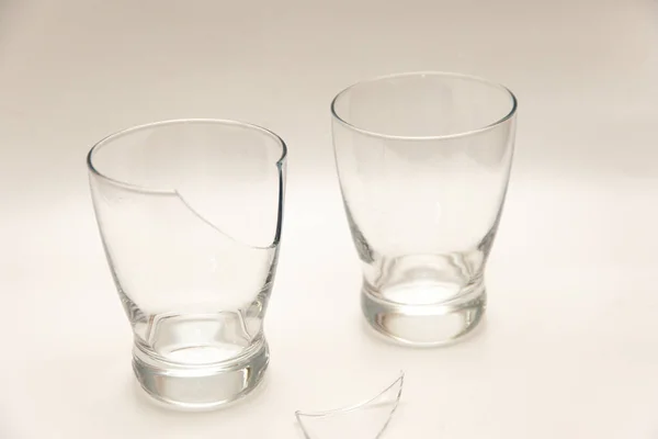 Gebroken Glas Voor Water Nieuw Glas — Stockfoto
