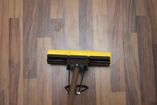 Yellow Mop Wooden Floor Cleaning Vanish Dirty — 图库照片