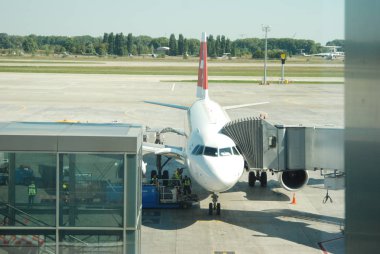 Kyiv - Ukrayna - 05 Eylül 2014 Uçak kalkmaya hazır.