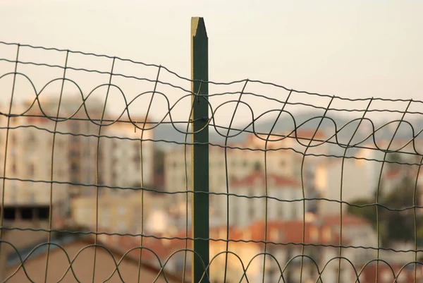 Cannes Francja Wrzesień Widok Miasto Cannes Przez Stary Płot — Zdjęcie stockowe