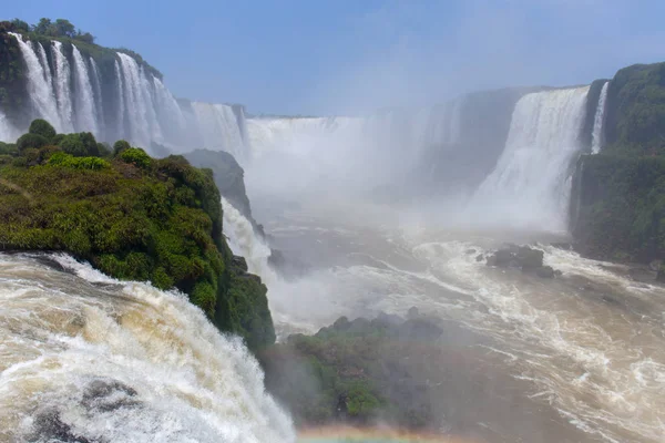 Nagy Iguazu-vízesés. Természeti csodája a világ — Stock Fotó