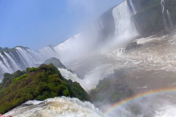 Geweldige Iguazu Falls. Natuurlijke Wonder van de wereld — Stockfoto