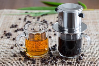 Kahve ve yeşil çay Vietnam tarzı