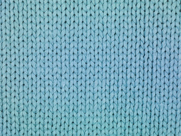 dikiş mavi kazak, yakın çekim