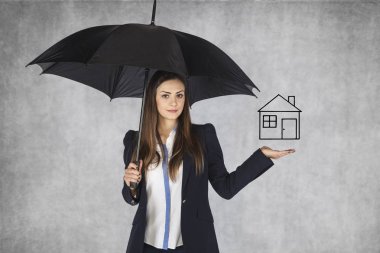 sigortacı teklifi ev sigortası sunuyor