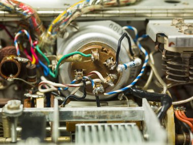 Elektronik makine parçalarının yakın plan görüntüleri
