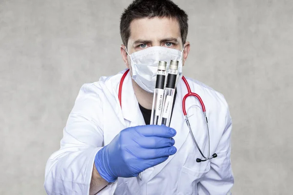 Arts Met Een Beschermend Masker Klaar Testen Covid — Stockfoto