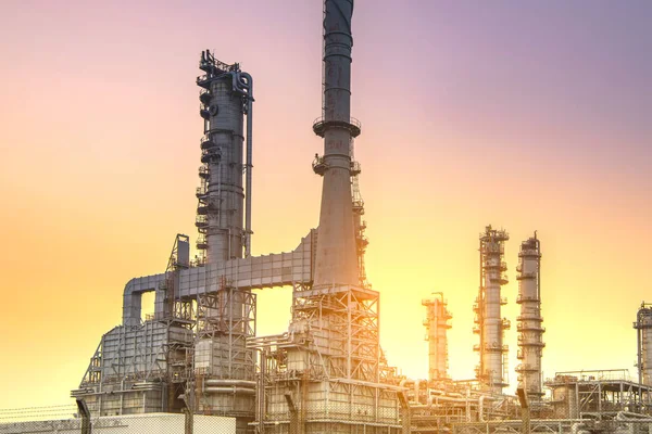 Fábrica Refinaria Petróleo Gás Crepúsculo — Fotografia de Stock
