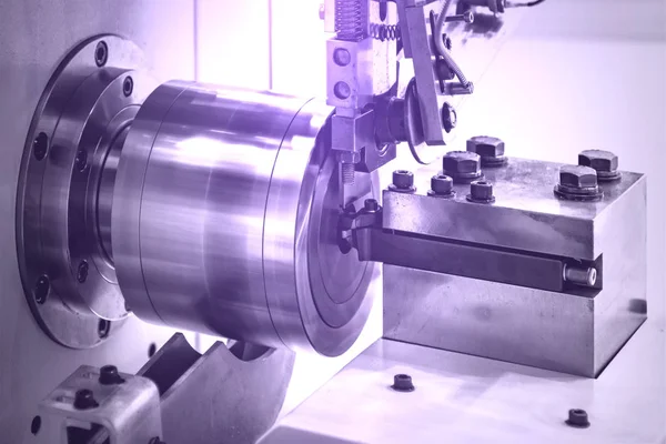 Proceso Producción Piezas Industria Metalúrgica Mecanizado Acabado Para Una Superficie — Foto de Stock