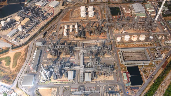 Veduta Aerea Dell Impianto Raffinazione Industria Petrolchimica Tramonto — Foto Stock