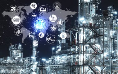 Küresel enerji ağı ikonu ile sanayi 4.0 petrol rafinerisi kavramı, geceleri endüstriyel petrokimya fabrikası, Tayland