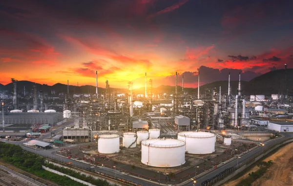 Вид Воздуха Нефтегазоперерабатывающая Промышленная Зона Время Захода Солнца Сумерки Таиланд — стоковое фото