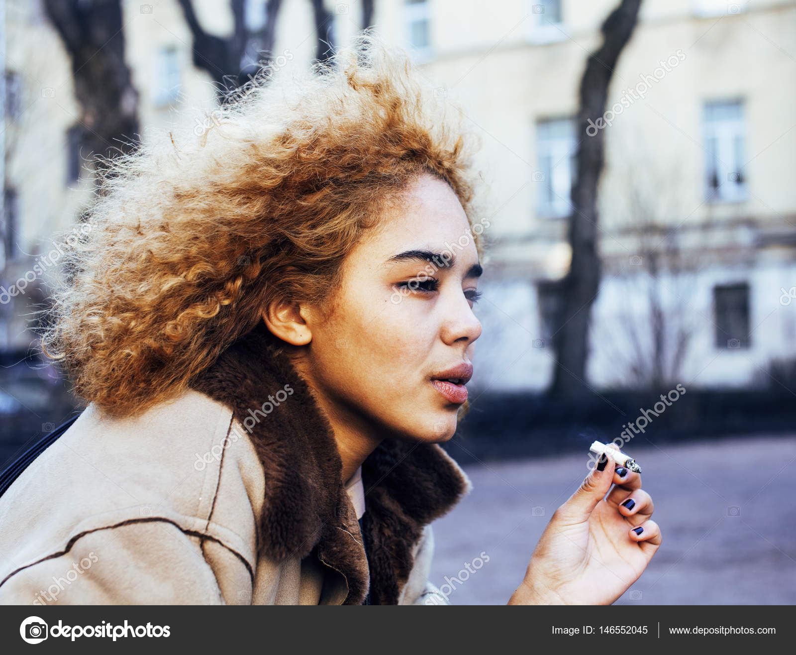 smoking-cigarette-girls-teen-sister