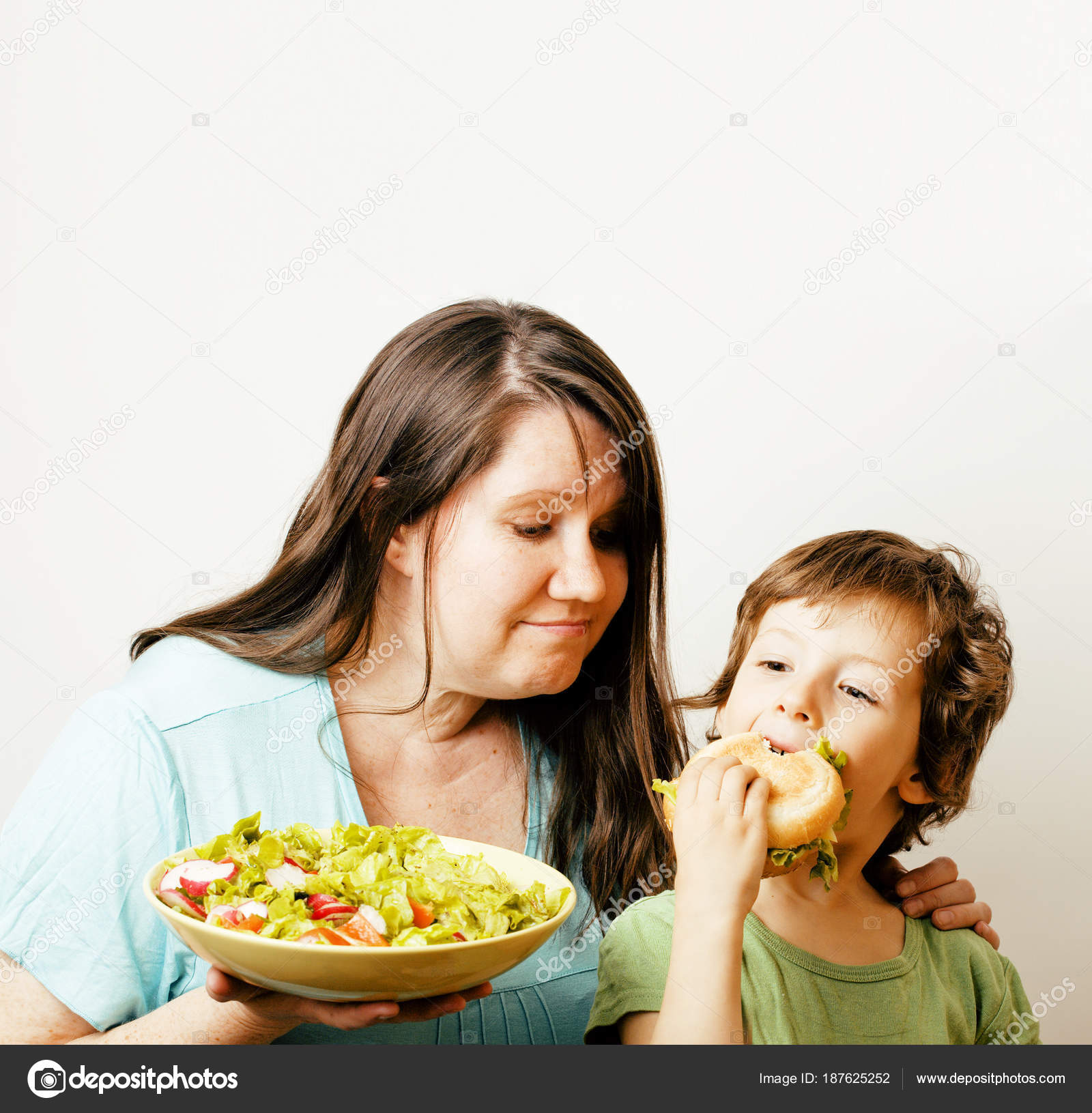 Excellent mature woman eats young woman Really. agree mature woman eats young woman