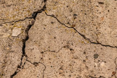 Yüksek çözünürlüklü eski beton çatlaklara ve hava koşullarından kaynaklanan doğal yıkıma sahip..