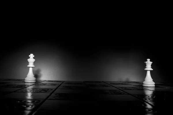 チェス盤に写真を撮って — ストック写真
