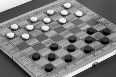 Satranç tahtasında fotoğraflandı oynayan bayanlar queens