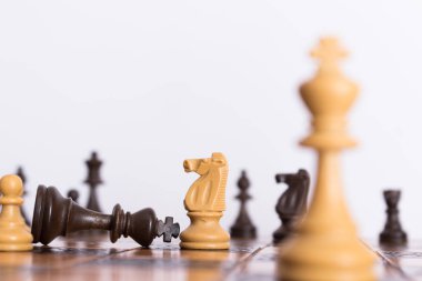 Satranç satranç tahtasında fotoğrafı