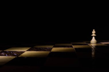 Satranç satranç tahtasında fotoğrafı