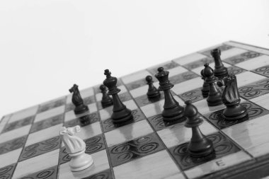 Satranç satranç tahtasında fotoğrafı