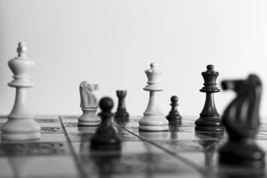 Satranç satranç tahtasında fotoğrafı