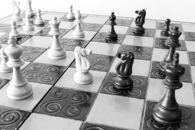 Satranç satranç tahtasında fotoğrafı