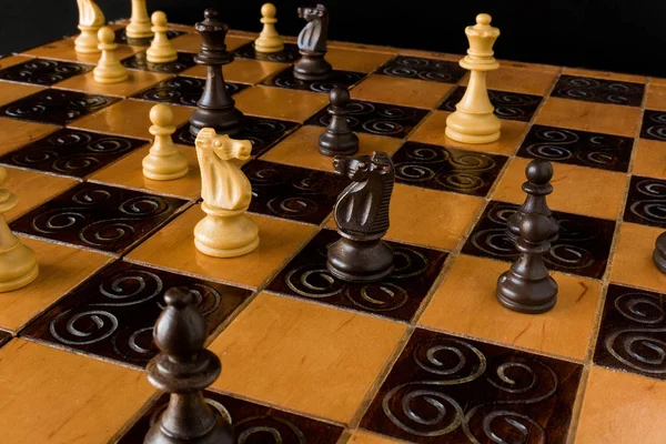 Satranç satranç tahtasında fotoğrafı