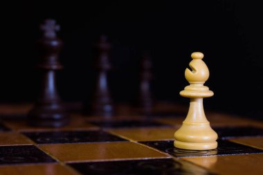 Satranç satranç tahtasında fotoğrafı