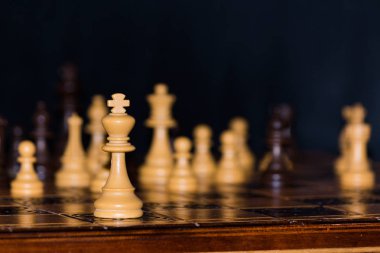 Satranç satranç tahtasında fotoğrafı