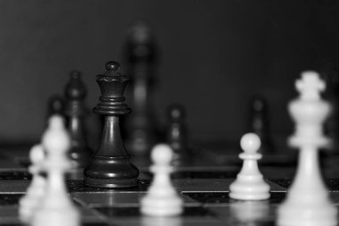 Satranç satranç tahtasında fotoğrafı