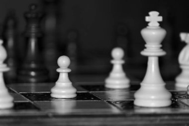 Satranç satranç tahtasında fotoğrafı