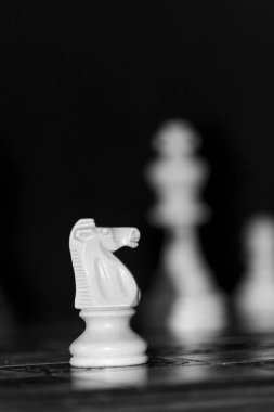 Satranç satranç tahtasında fotoğrafı