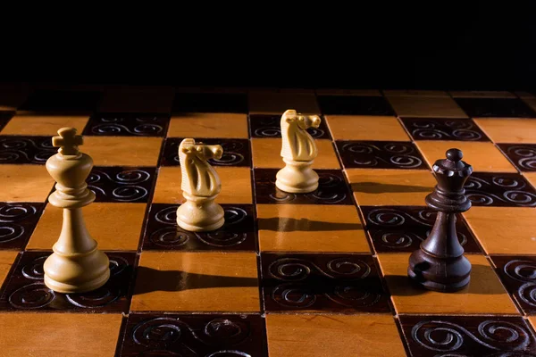 Satranç satranç tahtasında fotoğrafı