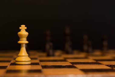 Satranç satranç tahtasında fotoğrafı