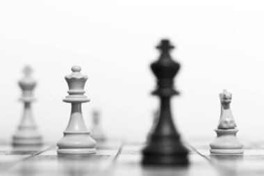 Satranç satranç tahtasında fotoğrafı