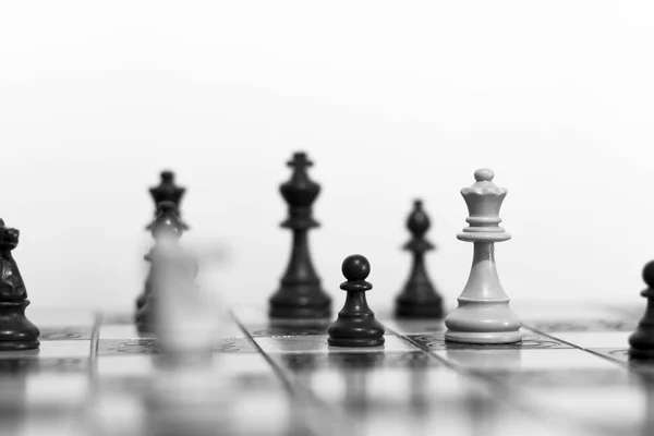 国际象棋棋盘上拍照 — 图库照片