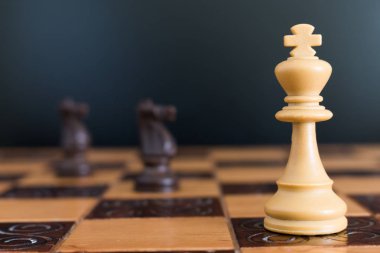 Satranç satranç tahtasında fotoğrafı