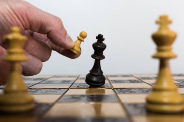 Satranç satranç tahtasında fotoğrafı